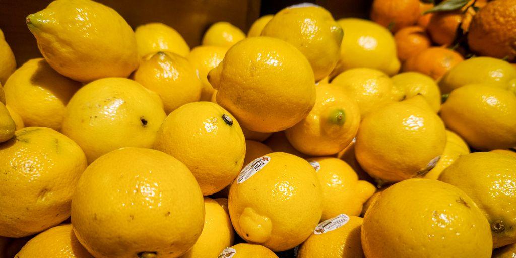 How Your Local Warnbro Grocery Store Maintains Quality Standards