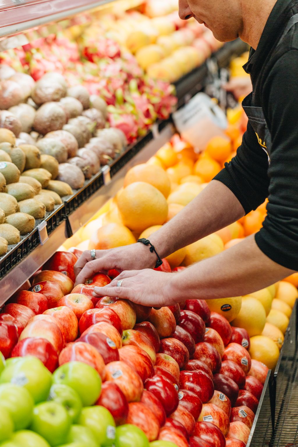 MAL 2502 20 Grocery Store 14 MAL 2502 20 Grocery Store 13